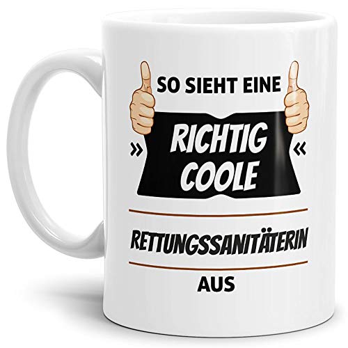Tassendruck Berufe-Tasse so Sieht Eine Richtig Coole Rettungssanitäterin aus Weiss/Job/mit Spruch/Kollegen/Arbeit/Geschenk-Idee/Büro Tassendruck Berufe-Tasse so Sieht Eine Richtig Coole Rettungssanitäterin aus Weiss/Job/mit Spruch/Kollegen/Arbeit/Geschenk-Idee/Büro von Tassendruck