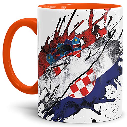 Tassendruck Flaggen-Tasse Fussballer -Kroatien - Fahne/Länderfarbe/WM 2018/Weltmeisterschaft/Cup/Tor/Innen & Henkel Orange - Qualität Made in Germany von Tassendruck