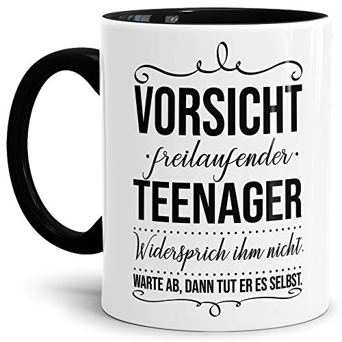 Tassendruck Geschenk-Tasse zur Jugendweihe Vorsicht freilaufender Teenager - Erwachsen/Kind/Feier/Innen & Henkel Schwarz von Tassendruck