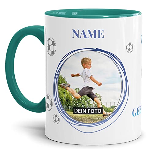 Tassendruck Kinder-Tasse mit Fußball-Motiv - mit Foto, Name & Zahl selbst gestalten - Für Mädchen & Jungen, Fußballtasse - Keramik Innen & Henkel Türkis, 300 ml I Personalisiertes Geschenk für Kinder von Tassendruck