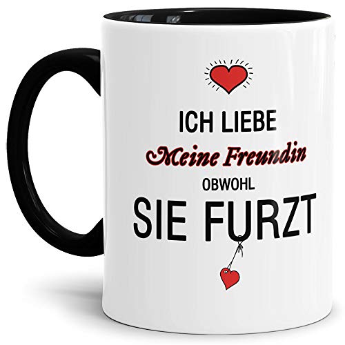 Tassendruck Tasse mit Spruch Liebeserklärung - Obwohl Du furzt - für die Freundin - Kaffeetasse/Geschenk-Idee/Lustig/Liebe - Innen & Henkel Schwarz von Tassendruck