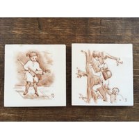 Kleines Vintage Fliesen Set Wandbehang Set Quadrat Weiß Beige Bilder Tiny Painted Tile Wall Hanging von TasteVintage