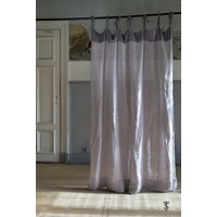 Graue Transparente Leinenvorhänge Zu Wohnzimmer Graue Transparente Leinenvorhänge Zu Wohnzimmer von TavanaStudio