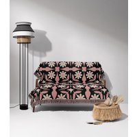 Schwarze Und Rosa Boho Blumenfliesen-Muster Gewebte Baumwolldecken Schwarze Und Rosa Boho Blumenfliesen-Muster Gewebte Baumwolldecken von TaylorBassam