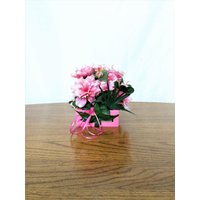 Rosa Amaryllis Blumenschmuck Frühlings Tischdekoration von TeaCakesandPosies