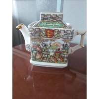 Aktion Teekanne Von Satler Robin Hood in Sherwood Forest - Staffordshire England von TeacupsVintageStudio