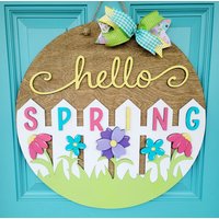 Hello Spring Zaun Türschild | Frühling Porch Decor Diy Hello Spring Zaun Türschild | Frühling Porch Decor Diy von TealMoonCreation