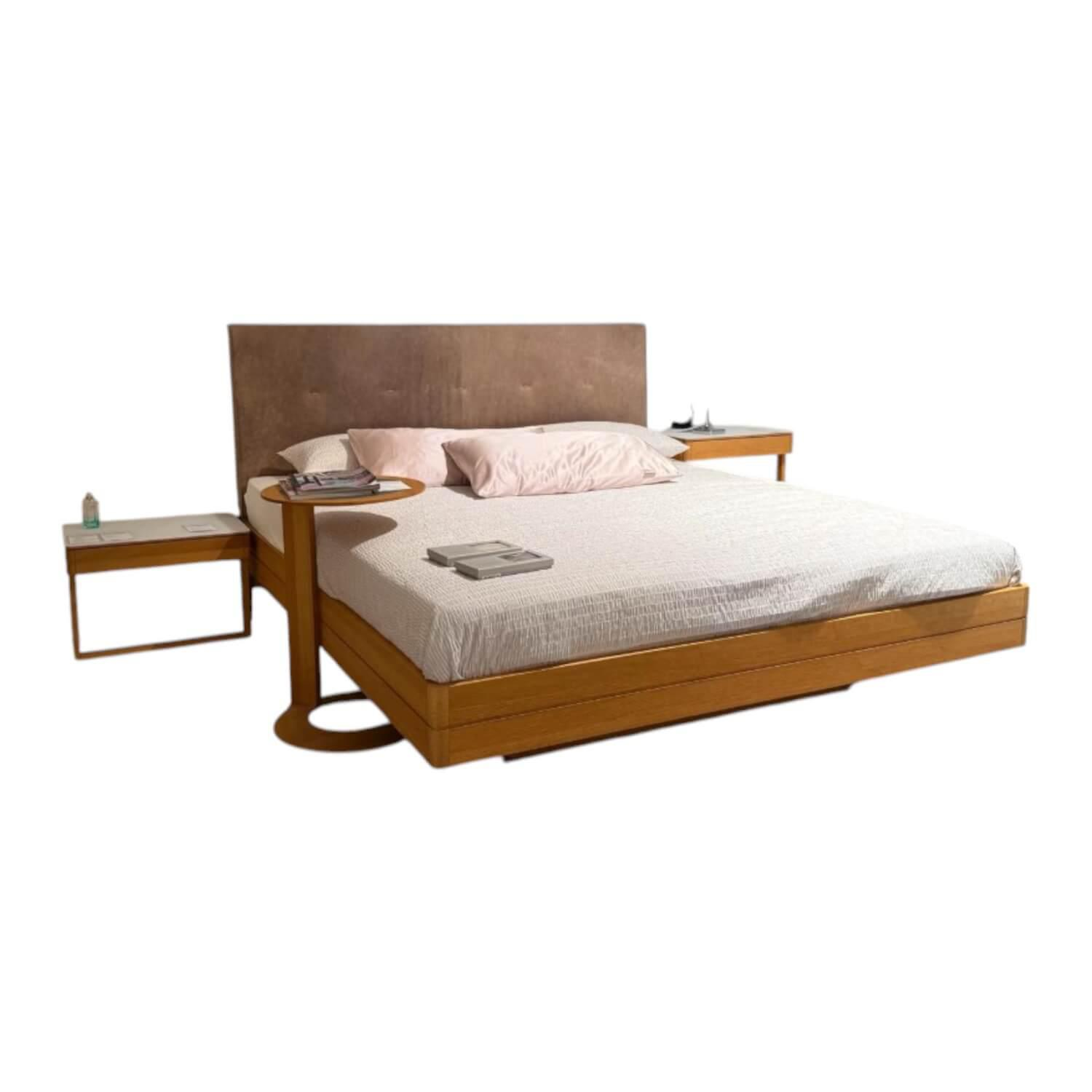 Bett Float Eiche Naturöl Kopfteil Naturleder L7 Tartufo Braun Inklusive Nachtkäs... Bett Float Eiche Naturöl Kopfteil Naturleder L7 Tartufo Braun Inklusive Nachtkäs... von Team 7