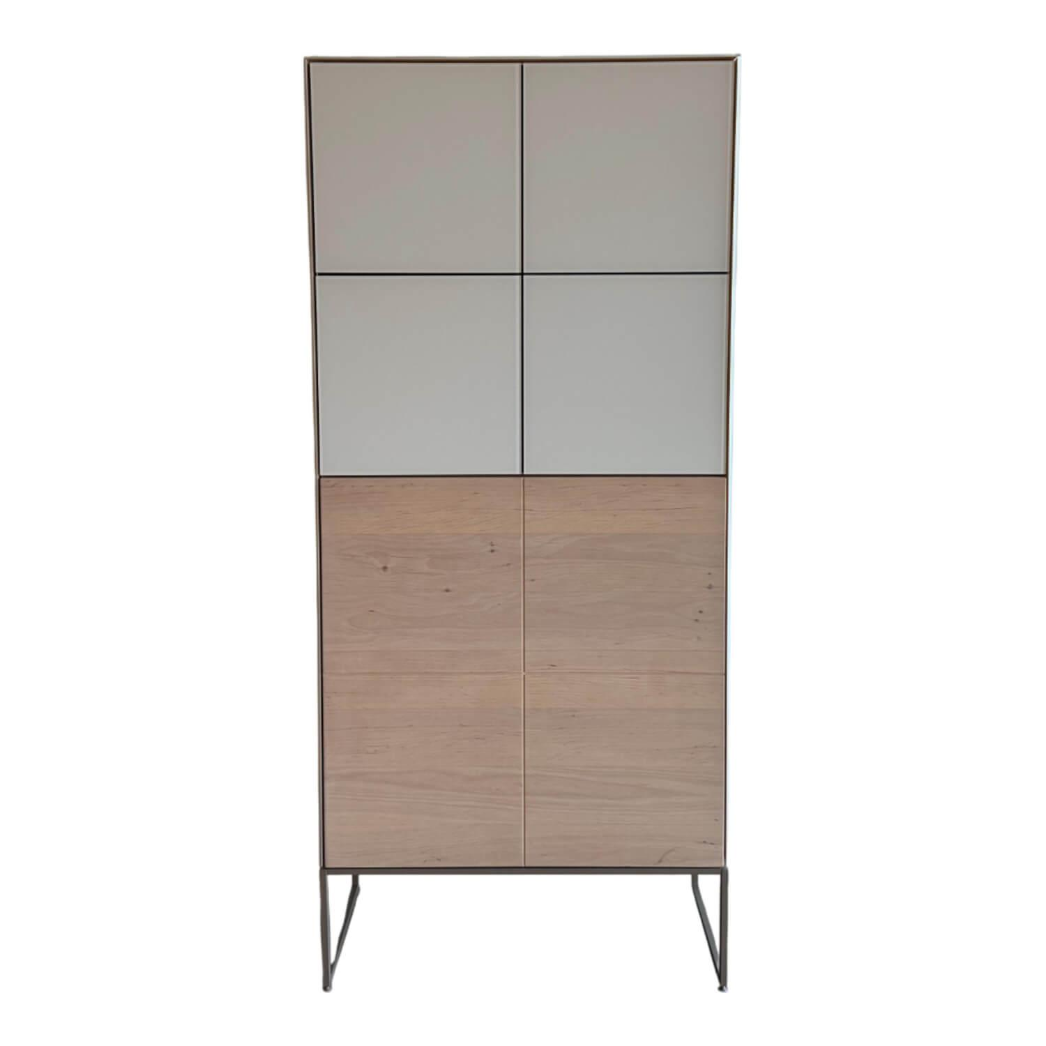 Highboard Cubus Pure Erle Weißöl Glas Naturweiß Matt Gestell Erdbraun von Team 7