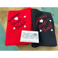 Personalisierte Decke/Kuscheldecke Design Gesticktes Valentinsgeschenk Hochzeitsgeschenk Paargeschenk Valentinsdecke Schnelles Schiff von TeamDDesignsLLC