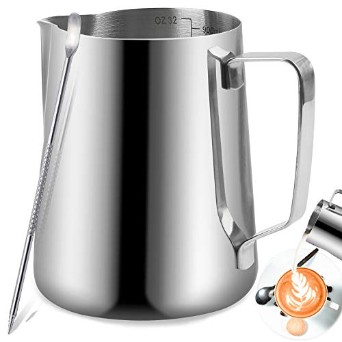 TechKen Milchkännchen, Milchkanne Edelstahl 900ml(32oz) Aufschäumkännchen mit Messung Mark und Latte Art Pen, für Cappuccino Espresso (Silber 900ml) von TechKen