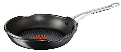 Tefal by Jamie Oliver Premium Aluguss Pfanne E21106 | 28cm | Tefal Titanium Pro Antihaft-Versiegelung | Thermo-Spot Temperaturindikator | Ausgießhilfe | Fettarmes Braten | Induktionsgeeignet, 54.1 x 33.6 x 13.1 cm Tefal by Jamie Oliver Premium Aluguss Pfanne E21106 | 28cm | Tefal Titanium Pro Antihaft-Versiegelung | Thermo-Spot Temperaturindikator | Ausgießhilfe | Fettarmes Braten | Induktionsgeeignet, 54.1 x 33.6 x 13.1 cm von Tefal