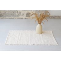 Kleiner Cremefarbener Teppich, Beiger Baumwollteppich, Badezimmerteppich, Duschteppich, Badematte, Nachttischteppich, Rustikaler Küchenteppich von TeiaAtelier