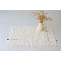 Kleiner Cremefarbener Teppich Mit Schwarzer Linie, Schlafzimmerteppich, Weicher Baumwollteppich, Küchenteppich, Kinderteppich, Badezimmerteppich von TeiaAtelier
