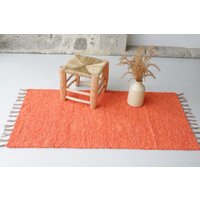 Mittelgroßer Handgewebter Oranger Teppich, Baumwollteppich, Badezimmerteppich, Küchenteppich, Schlafzimmerteppich, Kinderzimmerteppich von TeiaAtelier