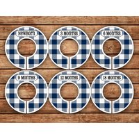 Benutzerdefinierte Baby-Schrankteiler | Buffalo Check/Kariert - Marine Und Weiß 060 von TenLittleToesDesigns