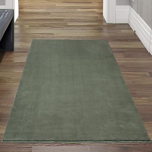 Hochflor-Teppich in tiefem Dunkelgrün – Luxus und Wohlfühlen vereint! Größe 60 x 110 cm Hochflor-Teppich in tiefem Dunkelgrün – Luxus und Wohlfühlen vereint! Größe 60 x 110 cm von Teppich-Traum