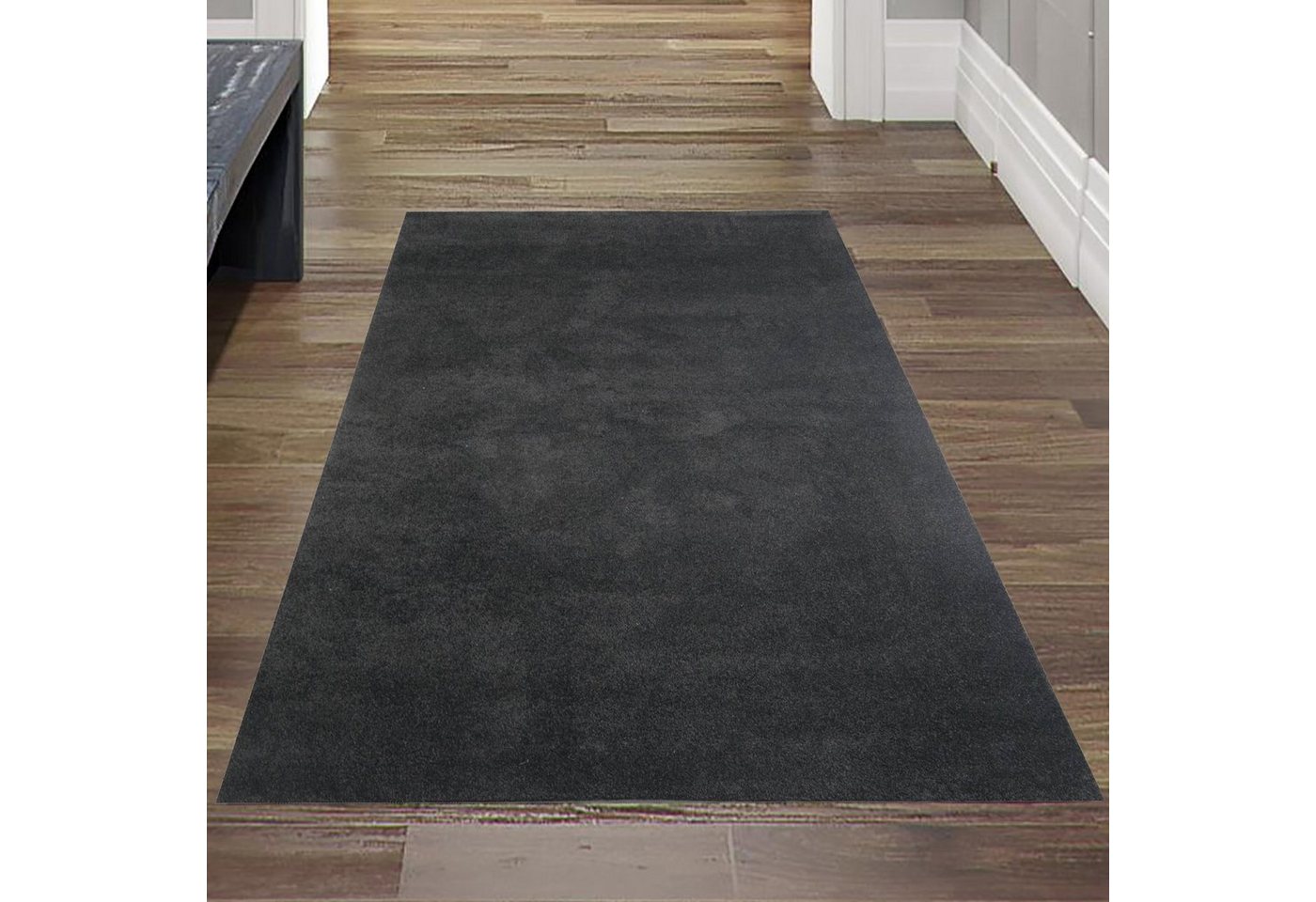 Teppich Designer Teppich Garderobe Diele Flur Schlafzimmer schlichtes Unidesign schwarz, Teppich-Traum, rechteckig, Höhe: 17 mm von Teppich-Traum