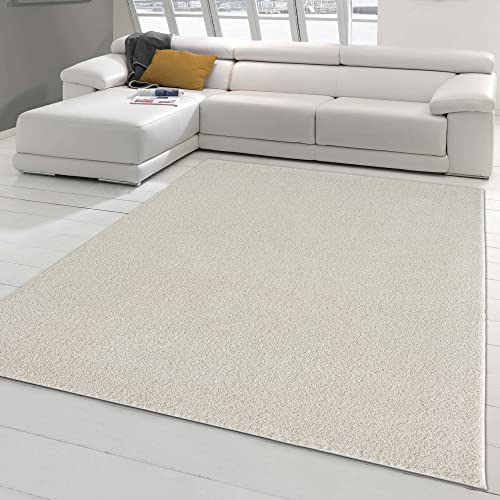 Klassischer Wohnzimmerteppich im Unidesign in Creme Größe 160x230 cm von Teppich-Traum