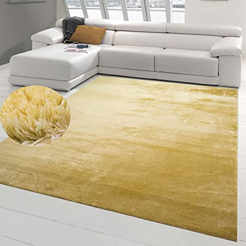 Teppich-Traum Teppich Schlafzimmer Eingangsbereich Badezimmer rutschfest weich mit schönem Uni-Design in Gold 120 x 160 cm von Teppich-Traum