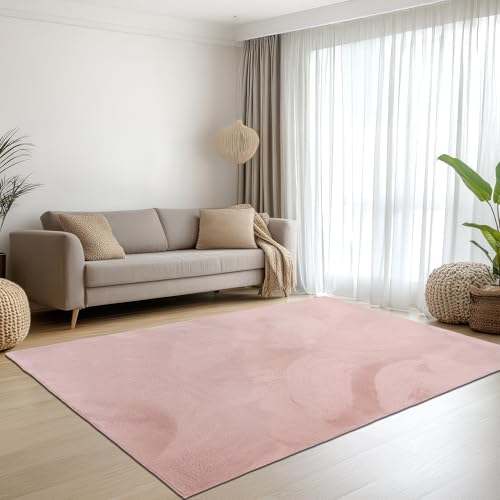 Teppich-Traum Teppich Wohnzimmer Schlafzimmer Kurzflorteppich Hasenfell Kunstfell Optik seidig weich samtig glänzend pflegeleicht hochwertig einfarbig rosa 140 x 200 cm Teppich-Traum Teppich Wohnzimmer Schlafzimmer Kurzflorteppich Hasenfell Kunstfell Optik seidig weich samtig glänzend pflegeleicht hochwertig einfarbig rosa 140 x 200 cm von Teppich-Traum