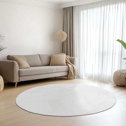 Teppich-Traum Teppich Wohnzimmer Schlafzimmer Kurzflorteppich Hasenfell Kunstfell Optik seidig weich samtig schimmernd pflegeleicht hochwertig einfarbig weiß 120 cm rund von Teppich-Traum