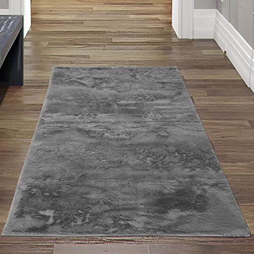 Teppich-Traum Wohn- & Esszimmerteppich Flur | waschbar & unempfindlich | Klassischer Stil anthrazit, 70x140 cm von Teppich-Traum