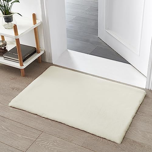 Teppich Wölkchen Fellteppich Kunstfell Teppich Waschbar, Hasenfell Imitat, Kaninchenfell, Kurzfell | Flauschiger Teppich Wohnzimmer, Bettvorleger Schlafzimmer, Teppich Fell | Beige - 60x90cm von Teppich Wölkchen