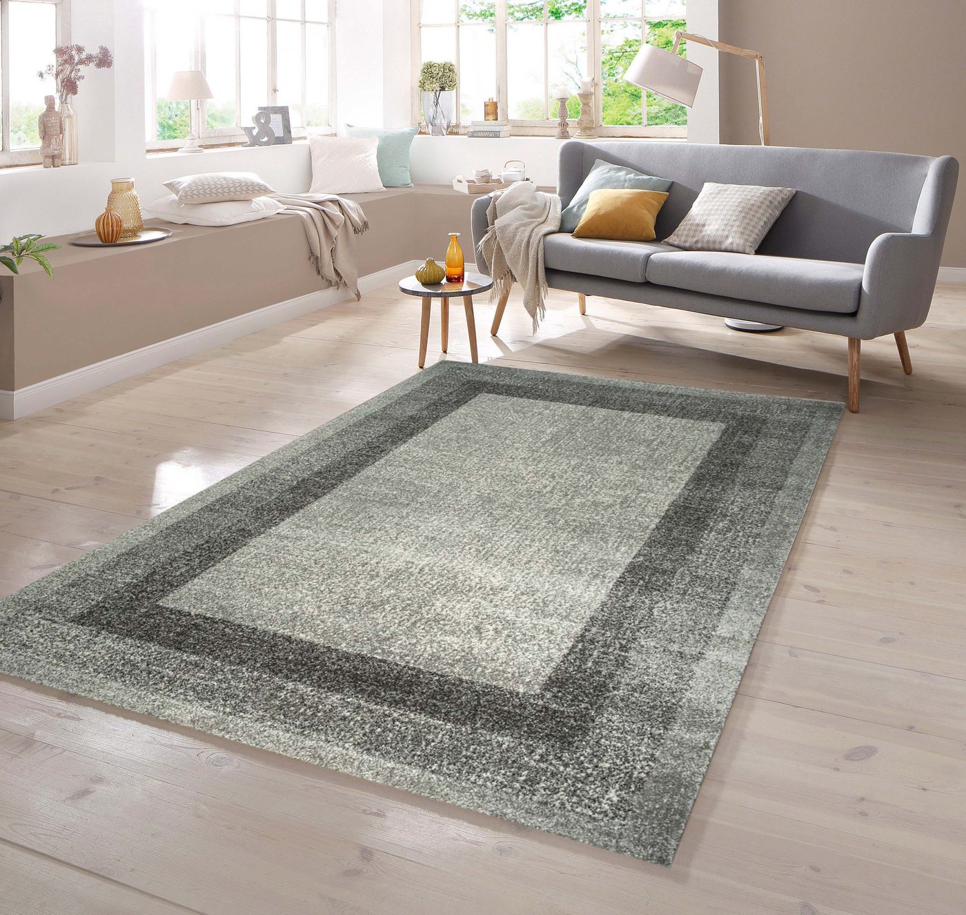 Teppich Designer Teppich mit Winchester Bordüre in Grau Creme, TeppichHome24, rechteckig von TeppichHome24