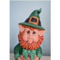 Kobold - Garten Dekoration St. Patrick's Day Keramik Wohnkultur Skurril Irisch Familienerbstück Märchen Irland von TeresasCeramics