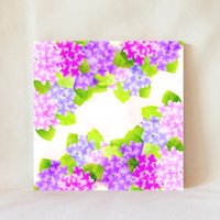 Dekorative Fliese, 4" X 4", Abstrakter Blumendruck, Hortensie, Display-Optionen, Wunderliche Hortensien Blume, Multicolor, Untersetzer, Abstract_13 von TerrificTile