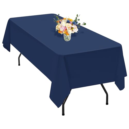 1 Packung dunkelblaue Polyester-Tischdecke für 2,4 m große rechteckige Tische, 153 x 320 cm Polyester-Stoff-Tischdecke, knitterfrei, waschbar, für Hochzeit, Geburtstag, Party, Bankett-Dekoration von Teruntrue