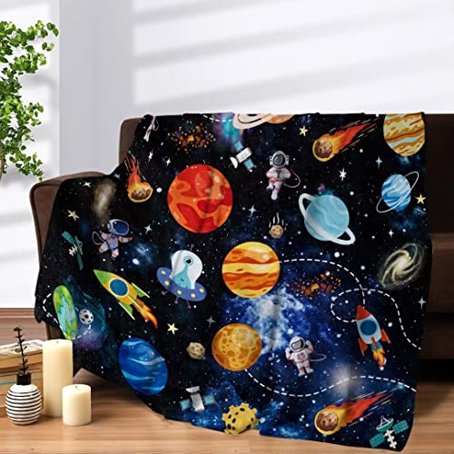 Kuscheldecke Flauschig Weltraum Jungen Kinder, Weich Warm Weltraum Astronaut Flanell Fleecedecke Decke, Plüsch Kuscheldecke Rakete Planet Wohndecke Überwurfdecke für Bett Couch Sofa Deko, 130 x 152 cm von Teslite