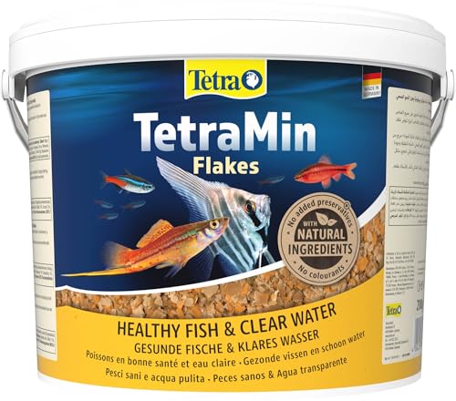 TetraMin Flakes - Fischfutter in Flockenform für alle Zierfische, ausgewogene Mischung für gesunde Fische und klares Wasser, 10 L Eimer TetraMin Flakes - Fischfutter in Flockenform für alle Zierfische, ausgewogene Mischung für gesunde Fische und klares Wasser, 10 L Eimer von Tetra