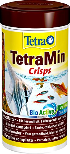 TetraMin Crisps - Fischfutter für alle tropischen Zierfische mit hohem Nährwert und minimaler Wasserbelastung, 250 ml von Tetra