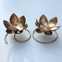 2 Stück Messing Kerzenhalter, Tablett Lotus Form von Thaiqualitygoods