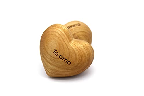 Thankgoods Sag´s mit Herz - Handschmeichler Holzherz mit Gravur 'Te amo', 6,5 x 5,5 cm Thankgoods Sag´s mit Herz - Handschmeichler Holzherz mit Gravur 'Te amo', 6,5 x 5,5 cm von Thankgoods