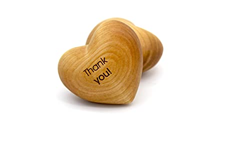 Thankgoods Sag's mit Herz - Handschmeichler Holzherz graviert 'Thank You' - 6,5 x 5,5 cm Thankgoods Sag's mit Herz - Handschmeichler Holzherz graviert 'Thank You' - 6,5 x 5,5 cm von Thankgoods