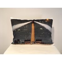 Bunte Leuchtturm Kissen Aus Cape Kann in May New Jersey in Baumwoll-Twill Mit Tag Und Nacht Bilder von ThatFabledShore