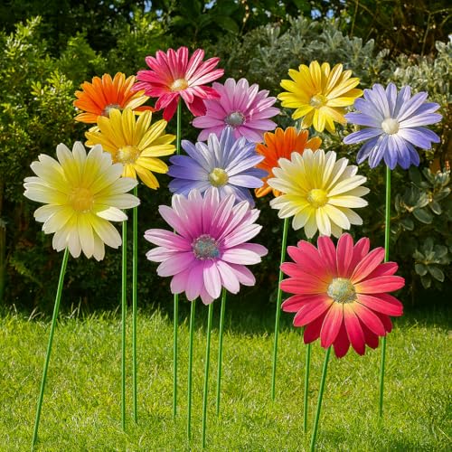 Metall Garten Blumenstecker - 12er Set Lebendige Bunte Metall Gänseblümchen 58cm - Dekorative Gartendeko für Beete, Töpfe, Rabatten & Fenster (2 Stück je Farbe) - Wetterfeste Gartendeko von The Enchanted Garden Bringing Gardens To Life