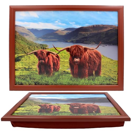The Leonardo Collection Highland Cow Knietablett zum Servieren und Frühstück, Bequeme Knietabletts mit Kissen, langlebiges Lebensmitteltablett zum Essen auf dem Schoß, Mehrzweck-Knietabletts für The Leonardo Collection Highland Cow Knietablett zum Servieren und Frühstück, Bequeme Knietabletts mit Kissen, langlebiges Lebensmitteltablett zum Essen auf dem Schoß, Mehrzweck-Knietabletts für von The Leonardo Collection