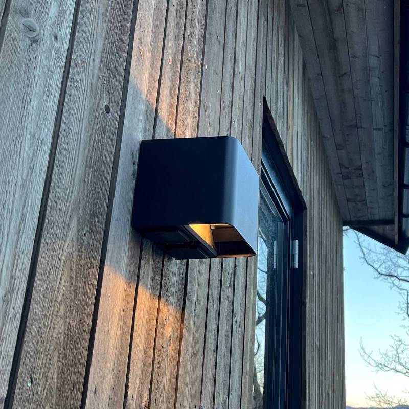 SLC Shadow LED-Außenwandlampe up/down 2 x Schuko von The Light Group