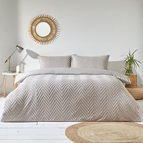 The Linen Yard Chevron Gepolsterte Geometrische Bettbezug, 140x200/80x80, Beige The Linen Yard Chevron Gepolsterte Geometrische Bettbezug, 140x200/80x80, Beige von The Linen Yard