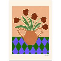 The Poster Club - Red Tulips von Carla Llanos, 50 x 70 cm von The Poster Club