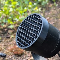 Waben-Abdeckung Für Den Philips Hue Lily Xl Spot - Blendschutz. Einfach Aufschieben Und Nie Wieder Blenden Lassen Nur Die Xl-Version von TheAmazingDonat