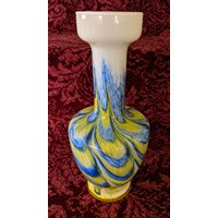 Vintage Kunst Glas Vase Blau & Gelb Swirl 10" von TheAntiqueShoppeCA