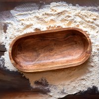 Handgefertigte Rustikale Holzteigschale, Vielseitiges Serviertablett, Einzigartiges Hochzeitsdekor, Dekoratives Tablett von TheArtisansTales