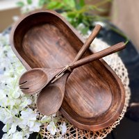 Handgefertigtes Langes Hölzernes Teigschüssel-Set, Moderne Walnuss-Farbe Servierschüssel Für Esszimmer Und Dekor, Küchentheken-Dekor, Rustikales Handgefertigtes Langes Hölzernes Teigschüssel-Set, Moderne Walnuss-Farbe Servierschüssel Für Esszimmer Und Dekor, Küchentheken-Dekor, Rustikales von TheArtisansTales
