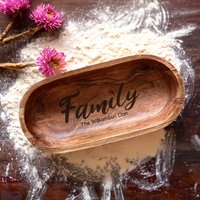 Personalisierte Teigschüssel, Holzsalatschüssel, Schüssel Mit Monogramm, Küchendekoration, Sommergeschenk, Hochzeit Tischdekoration von TheArtisansTales