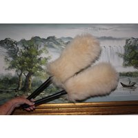 Zwei | 2 Honig Farbe Lammwolle Staubwedel Strapazierfähig 22mm Kunststoffgriff 55cm Über | 22 Zoll von TheAustDusterCo